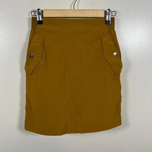 Athleta Vienna Cargo Skort Skirt Size 0 Travel Athletic Lightweight Harvest Gold